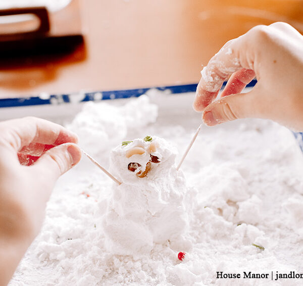 DIY Indoor Snowman Craft