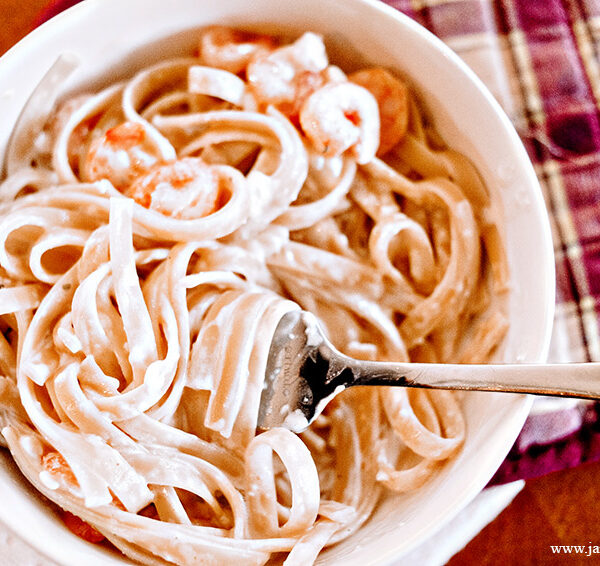 In the Kitchen: Creamy Garlic Shrimp Alfredo
